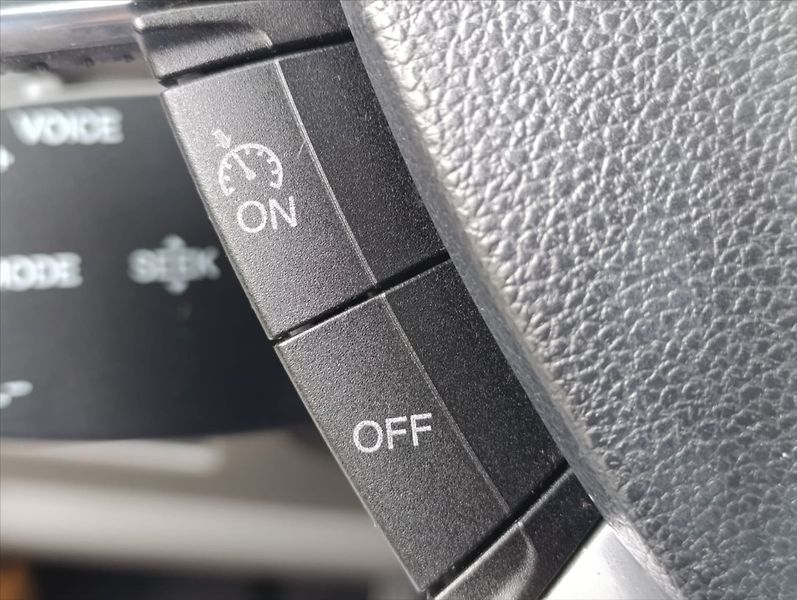 Ford Kuga 2,0 TDCi 4x4 NAVI KŮŽE KAMERA - fotka 24 z 25