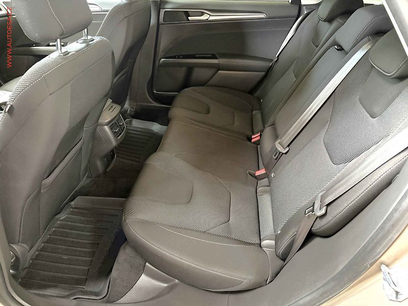 Ford Mondeo (2018) 2.0 TDCi AWD, ČR, DSG, TZ - fotka 10 z 19