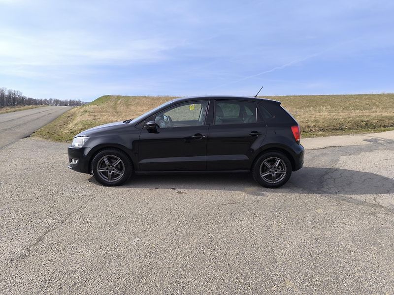 Volkswagen Polo (2011) 1.6 TDI,PRVNÍ MAJITEL,SERVISKA - fotka 4 z 40