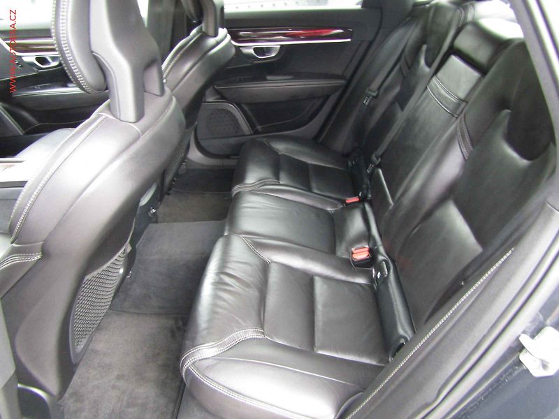 Volvo S90 (2017) 2.0 T5, 1.maj,ČR, servis - fotka 10 z 25