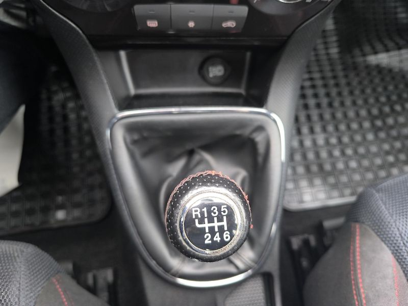 Fiat Bravo 1.4 Tjet 1.MAJ,DOL KM - fotka 22 z 28