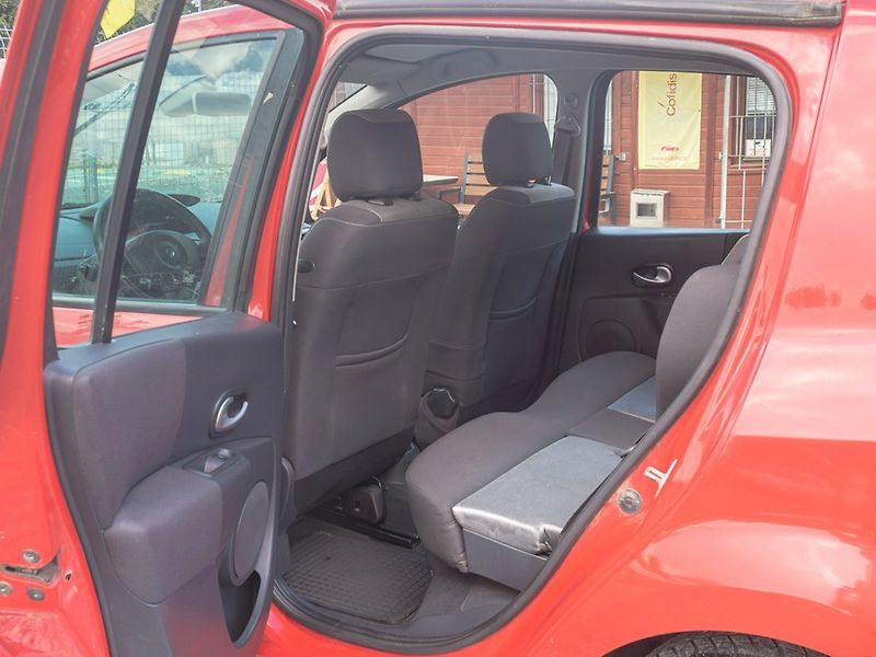 Renault Modus (2008) 1.2i 55KW – PO ROZVODECH - fotka 29 z 38