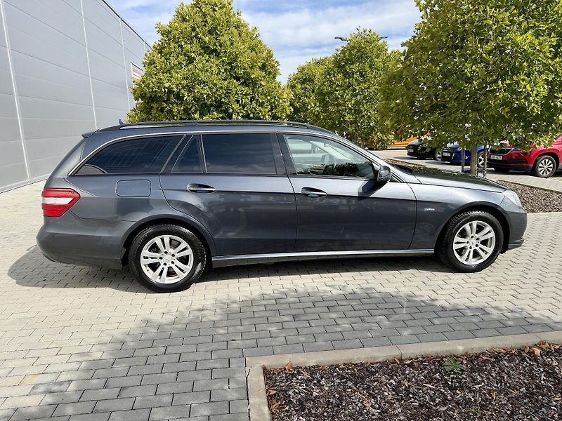 Mercedes-Benz Třídy E (2010) 200 CDI AUTOMAT XENONY NAVI!!! - fotka 4 z 19