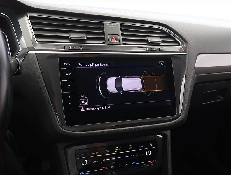 Volkswagen Tiguan Allspace (2022) Life 2.0 TDI, digi klima - fotka 22 z 31