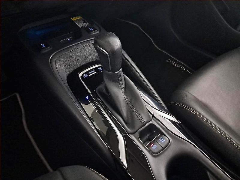 Toyota Corolla (2019) 1.8 Hybrid, Automat, Kůže - fotka 13 z 18