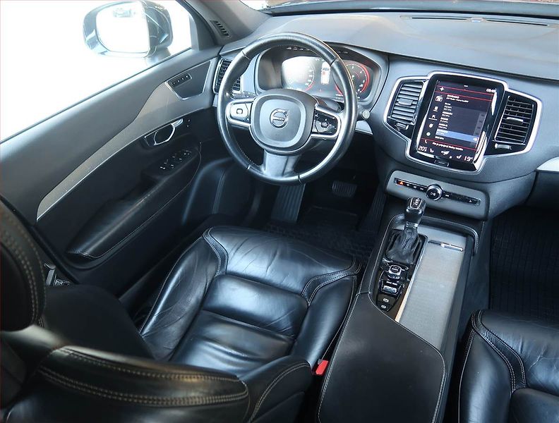 Volvo XC90 (2015) D4 - fotka 7 z 23