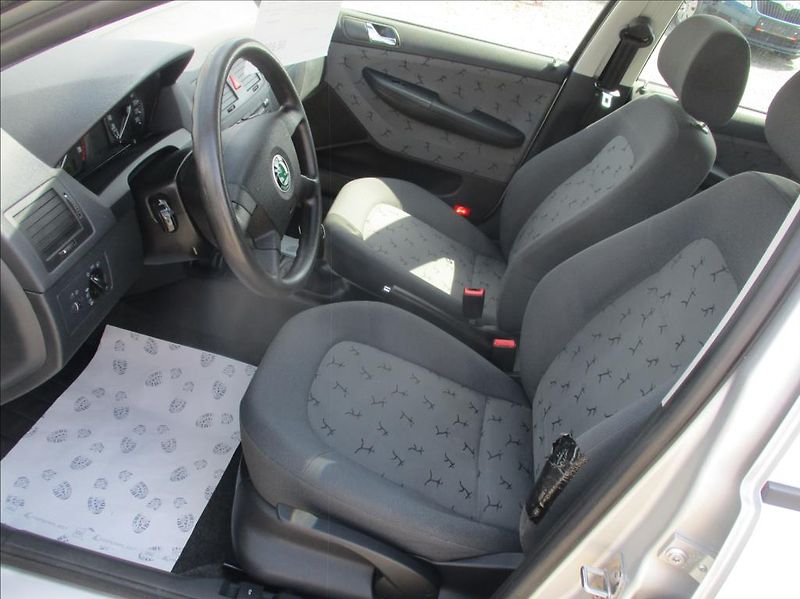 Škoda Fabia 1,4 16V, klima,ZAMLUVENO, - fotka 14 z 30