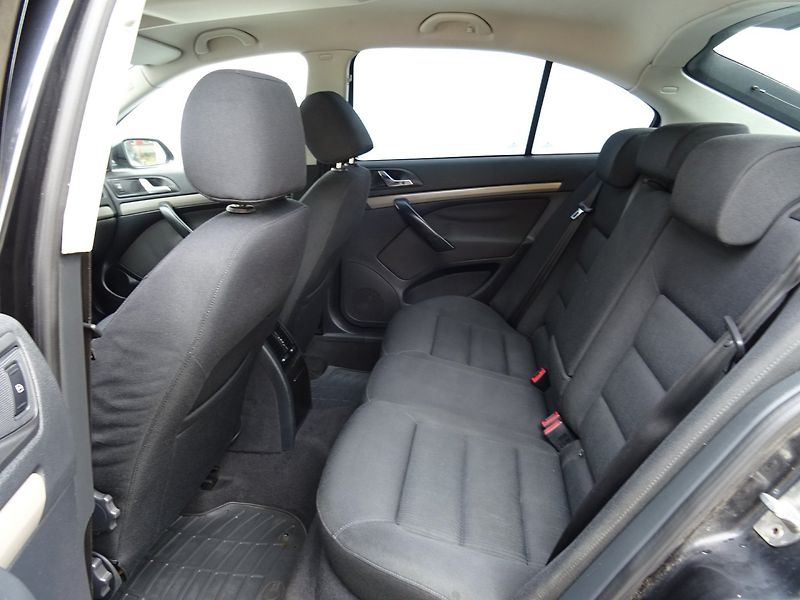 Škoda Octavia (2004) 1.9TDI,77kW,tažné - fotka 14 z 17
