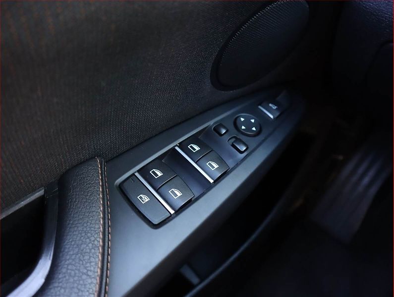 BMW X3 (2015) xDrive20d, 4X4, Automat - fotka 18 z 19
