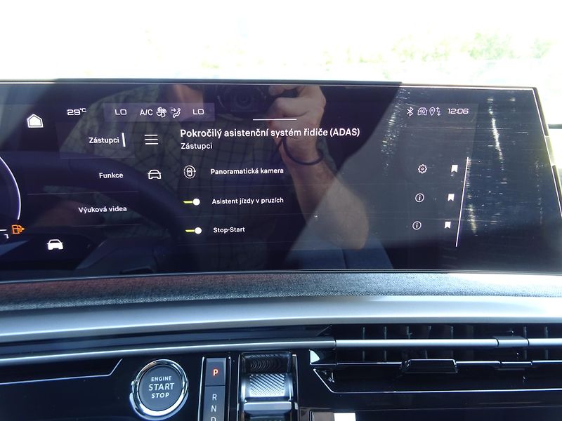 Peugeot 3008 (2026) BUSINESS Hybrid 145k e-DCS6 - fotka 28 z 45