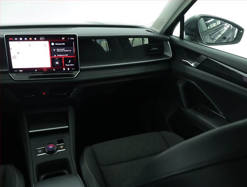 Volkswagen Tayron (2025) 1.5 eTSI - fotka 8 z 19