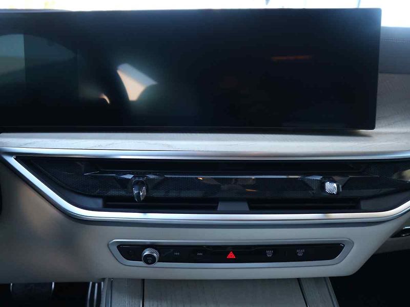 BMW X5 (2026) - fotka 10 z 10