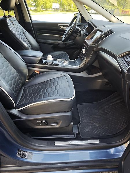 Ford S-MAX (2020) 2,0 TDCi 140kW, VIGNALE  8AUT - fotka 37 z 46