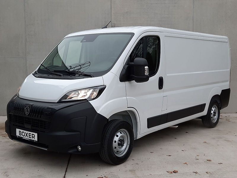 Peugeot Boxer (2025) Furgon 3300 L2H1 BHDi 120k MAN - fotografie inzerátu