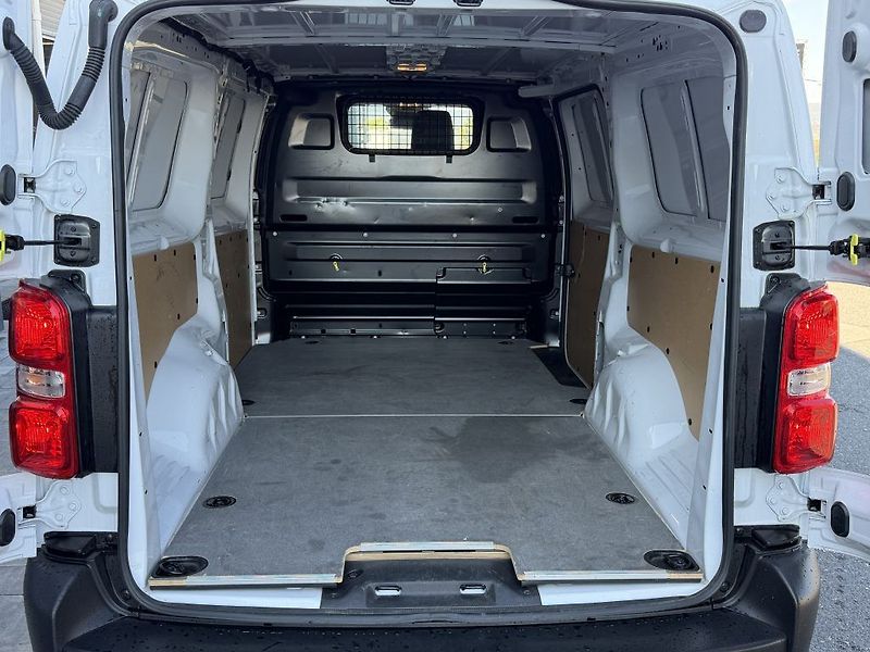 Toyota ProAce Panel Van L2 6MT - fotka 8 z 17
