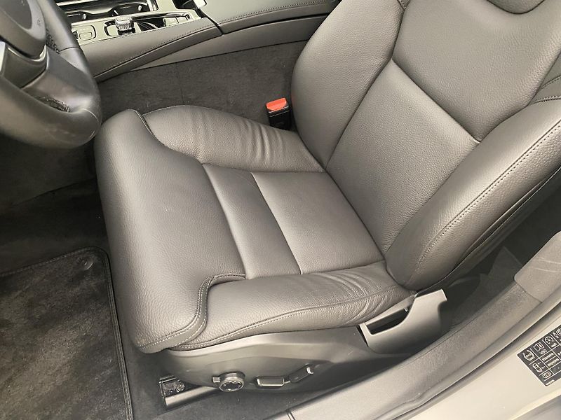 Volvo V90 T6 AWD RECHARGE BRIGHT PLUS - fotka 25 z 58