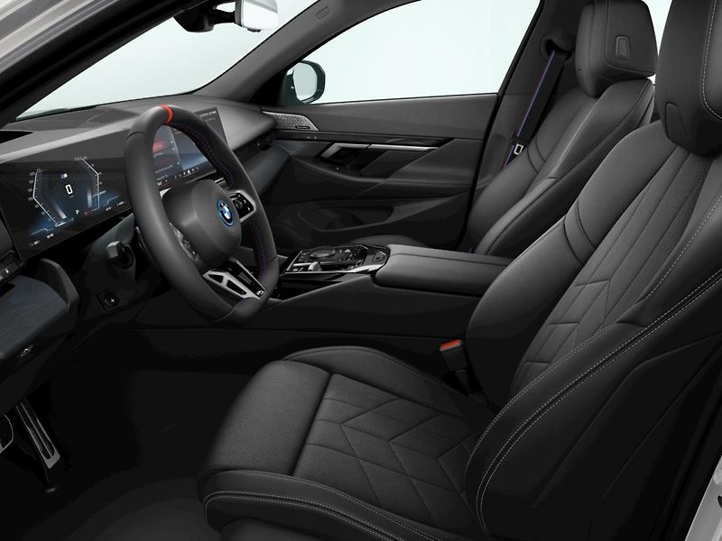 BMW i5 M60 xDrive Sedan - fotka 7 z 12
