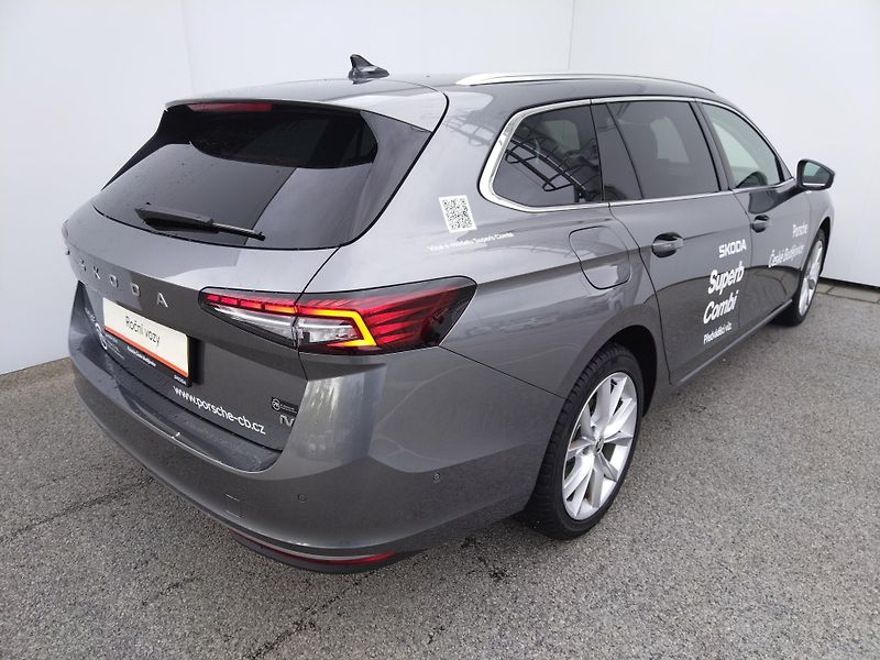Škoda Superb combi L&K iV - fotka 2 z 30