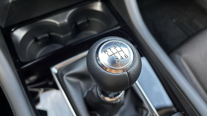 Mazda 3 (2026) 2.5 G140 Prime-line MT Sedan - fotka 10 z 16