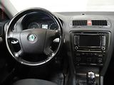 Škoda Octavia (2008) 1.6MPi, 1.maj, Navi, výhř - náhled 11