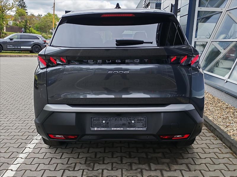 Peugeot 5008 (2026) 1,2 5008 GT Hybrid 145 e_DCS6 - fotka 9 z 17