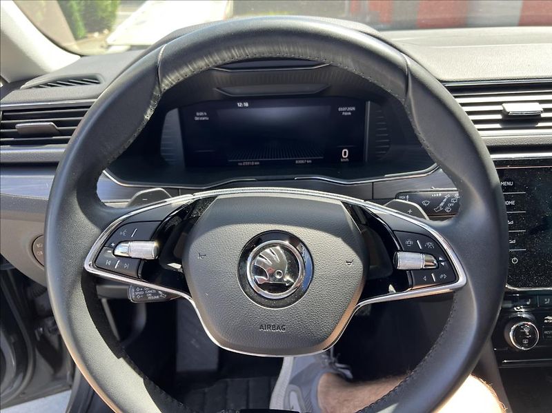 Škoda Superb 2,0 TDi DSG STYLE záruka - fotka 9 z 17