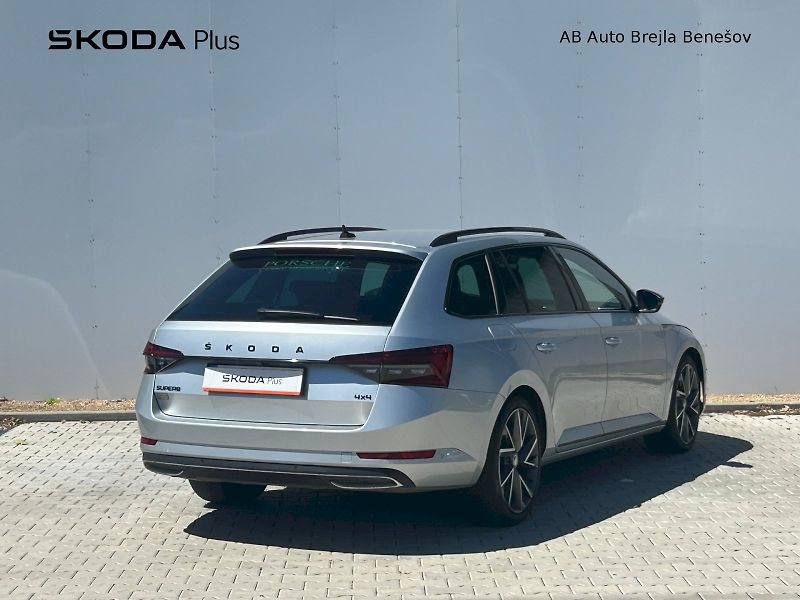 Škoda Superb (2023) COM GRT SPO4X4 TD 140/2.0 A7A - fotka 2 z 33