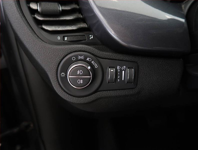 Fiat 500X (2018) 1.4 MultiAir, Automat - fotka 19 z 20