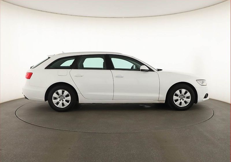 Audi A6 (2014) 3.0 TDI, Automat, Navi, Xenony - fotka 6 z 18