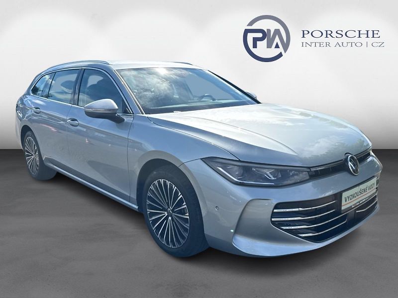Volkswagen Passat 2.0 TDI DSG Elegance  110 kW - fotka 6 z 30