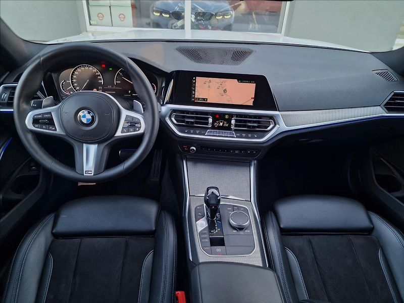 BMW Řada 3 320d xDrive,M Sport,ČR,1.Maj. - fotka 24 z 50