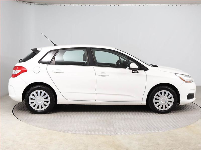 Citroën C4 (2014) 1.6 HDi, Serv.kniha, po STK - fotka 6 z 11