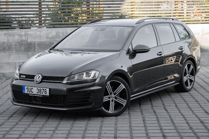 Volkswagen Golf - fotografie inzerátu