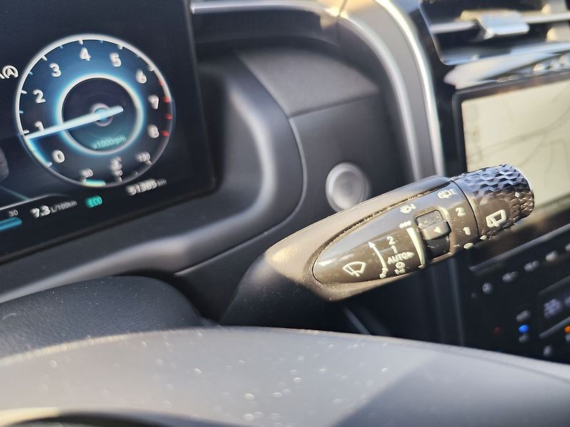 Hyundai Tucson 1.6 T-GDI/110kW Smart Navi DCT - fotka 30 z 33