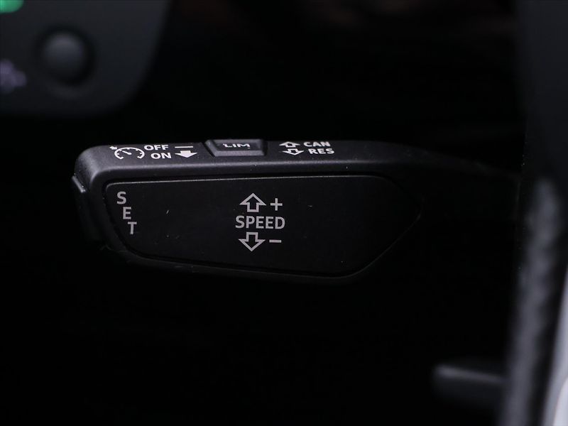 Audi S5 3,0 TDI 251kW S-line LED DPH - fotka 23 z 46