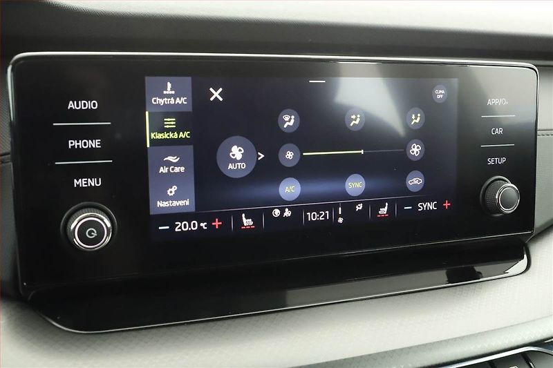 Škoda Octavia (2022) Ambition 1.0 TSI e-tec - fotka 10 z 16