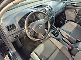 Volkswagen Golf (2005) 1.6 MPI Trend - náhled 22