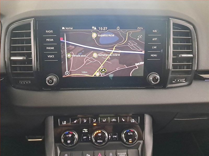 Škoda Karoq (2023) Sportline 2.0 TDI - fotka 19 z 20