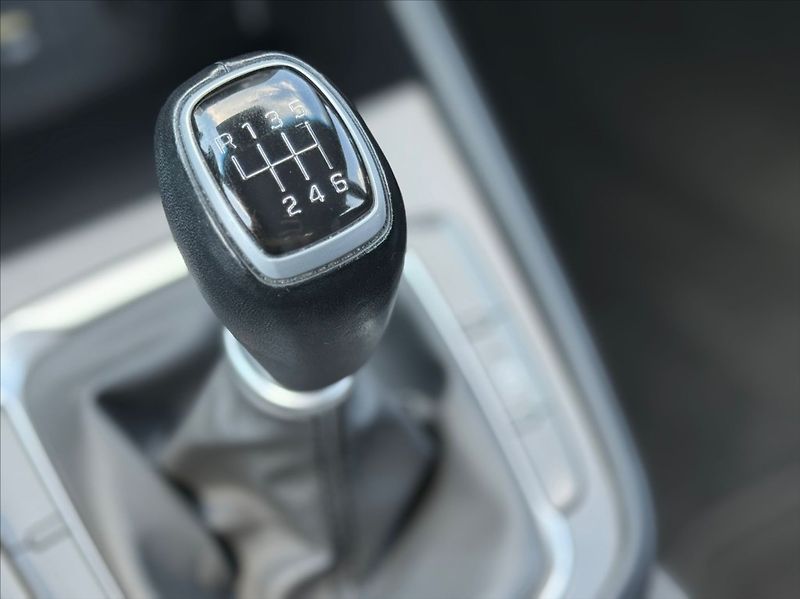 Hyundai Kona 1,0 T-GDI COMFORT ČR - fotka 13 z 15