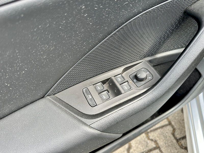 Škoda Octavia (2023) 2.0 TDI 85kW Ambition Combi - fotka 8 z 21