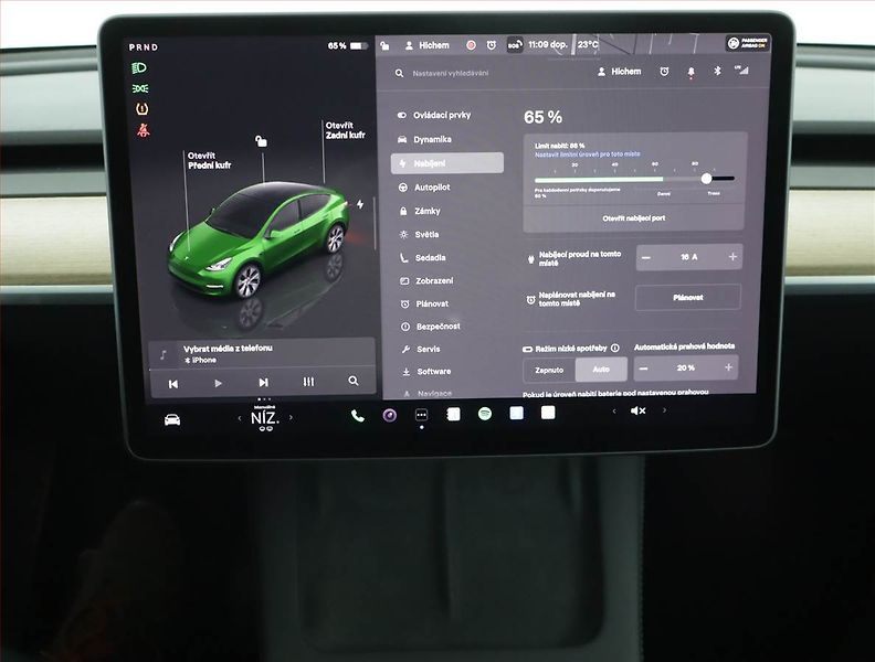 Tesla Model Y (2022) Long Range AWD 79kWh, SoH 93% - fotka 11 z 21