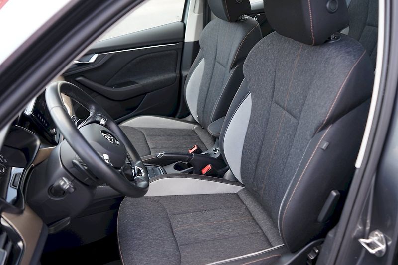 Škoda Kamiq (2023) TSI 110 kW Style DSG - tažné - fotka 9 z 30