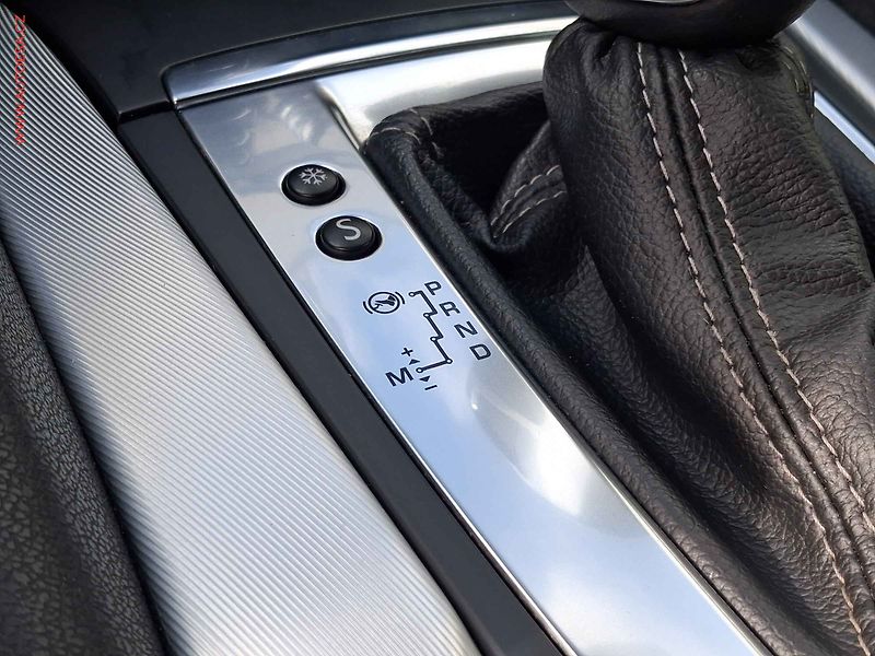 Citroën DS5 (2015) 2.0 HDi, AT, navi, xenon - fotka 15 z 21