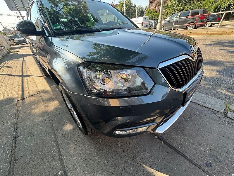 Škoda Yeti 1.4TSi-90KW/2015/ELEGANCE.1MAJ - fotka 42 z 49