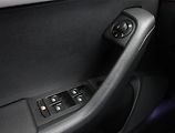 Škoda Octavia (2016) 1.6 TDI, Navi, Tempomat - náhled 15