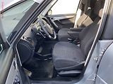 Citroën C4 Picasso (2012) 1.6 HDi, AT - náhled 9