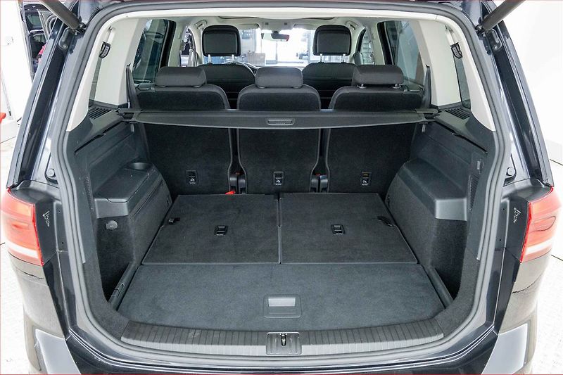 Volkswagen Touran (2016) Highline 1.4 TSI, Automat - fotka 14 z 23