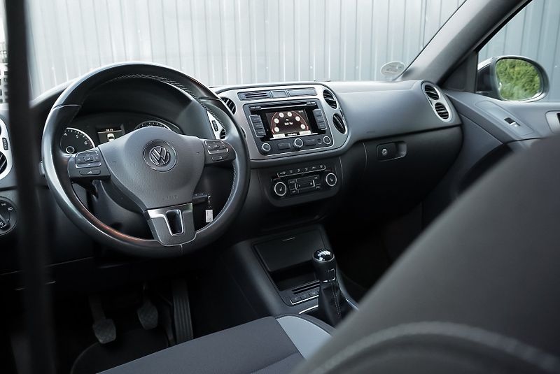 Volkswagen Tiguan 1.4 TSI LIVE - fotka 13 z 40