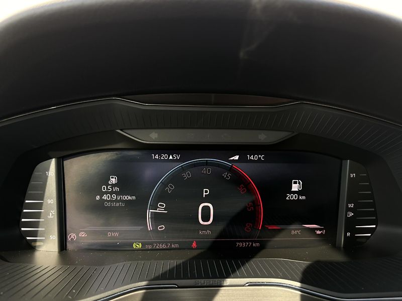 Škoda Superb 2.0 TDI 4x4 DSG / 147 kW Style - fotka 16 z 24