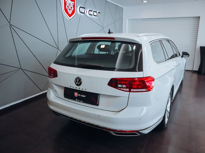 Volkswagen Passat 1.5 TSI 110 kW DSG Elegance - fotka 6 z 28